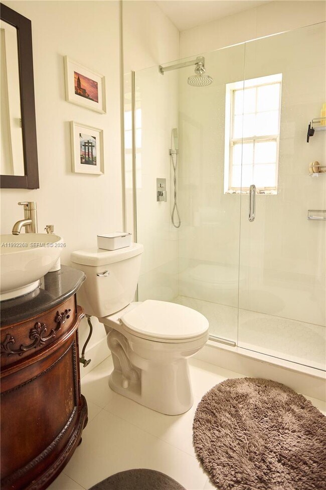 Building Photo - 5755 Devonshire Blvd