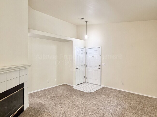 Building Photo - 3870 Strawberry Field Grove