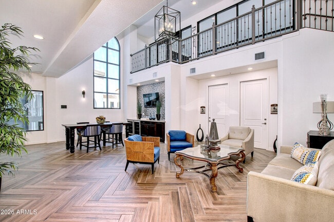 Building Photo - 2511 W Queen Creek Rd