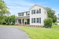 Building Photo - 789 Dry Ridge Rd