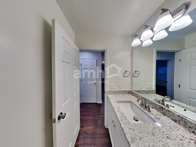 Building Photo - 154 Trail Ridge Dr