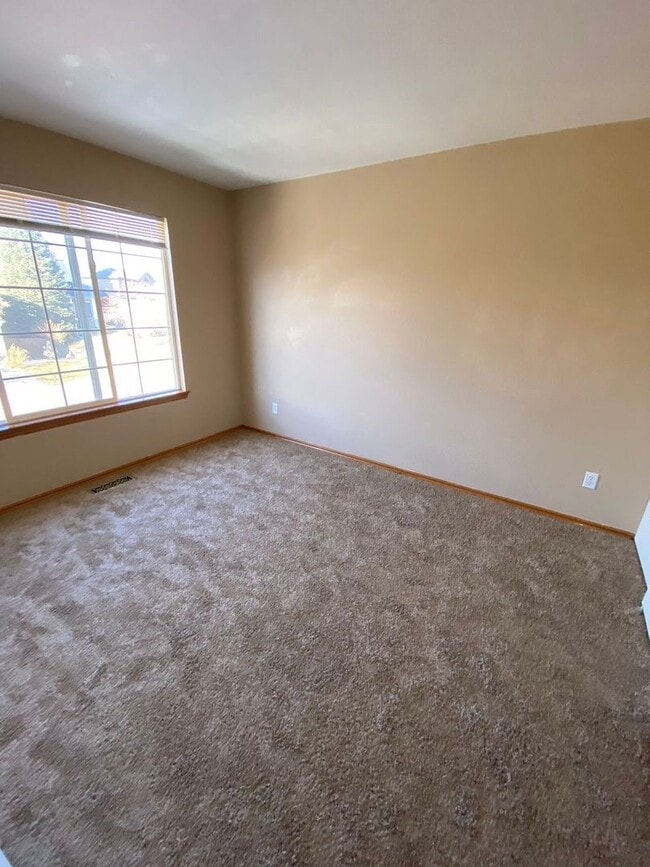 Building Photo - 3 bedroom 2 bathroom single family house in Highlands Ranch