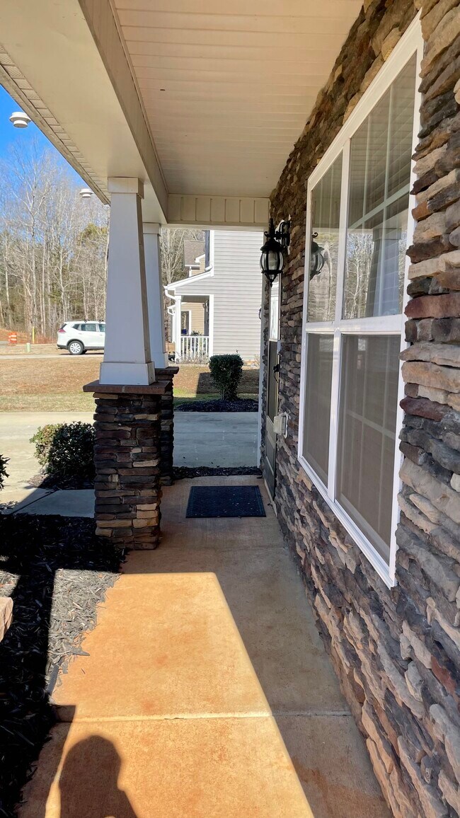 Building Photo - 263 Solstice Dr