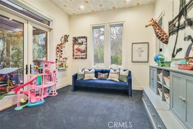 Building Photo - 5041 Palomar Dr