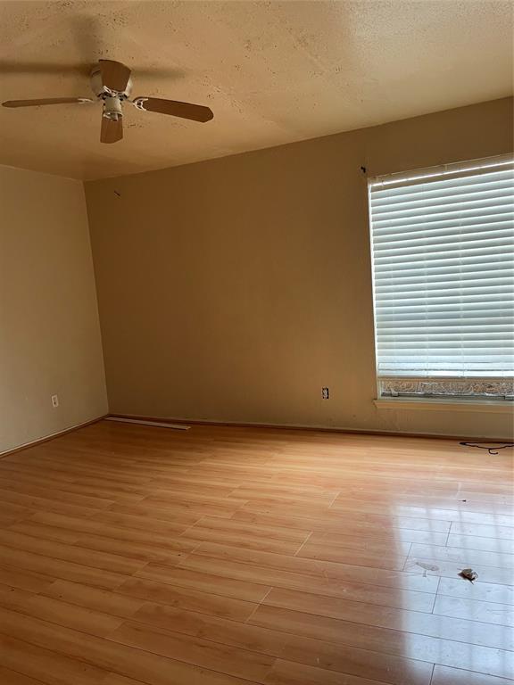 Building Photo - 12500 Sandpiper Dr