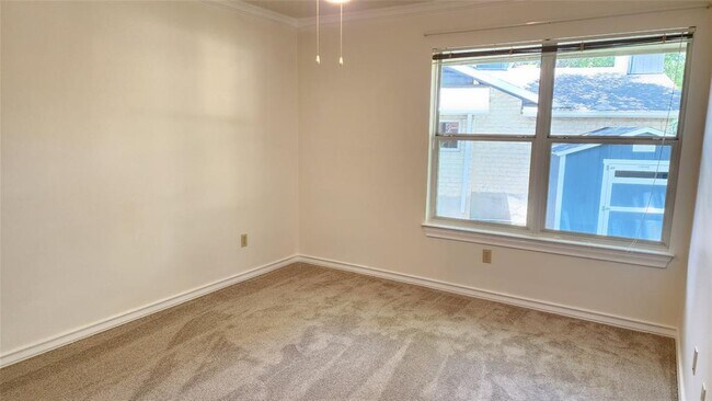 Building Photo - 603 Greenfield Cove