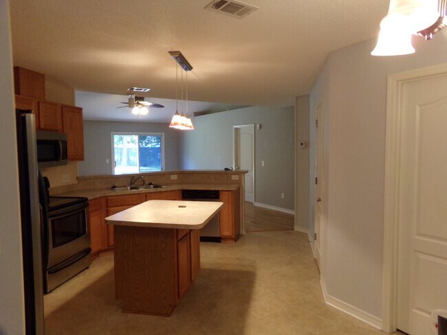 Building Photo - Beulah 4BR Home in Audrey Plantation Near Navy Federal with Side-Entry Garage & Fenced Backyard