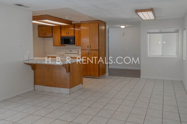 Building Photo - 1107 Douglas Fir Dr