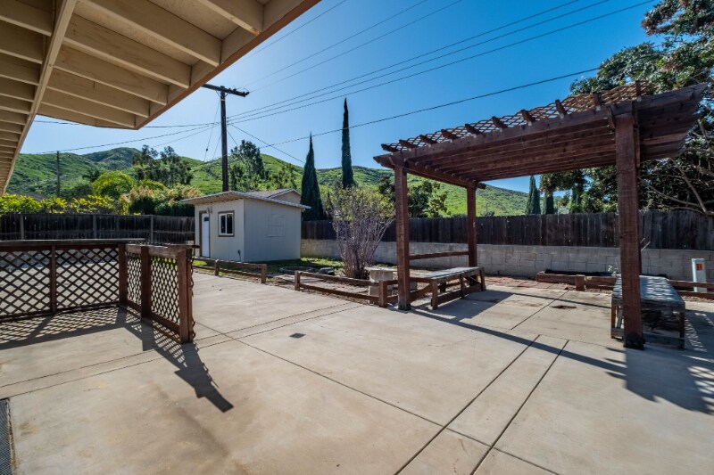 Building Photo - 3424 Andover St