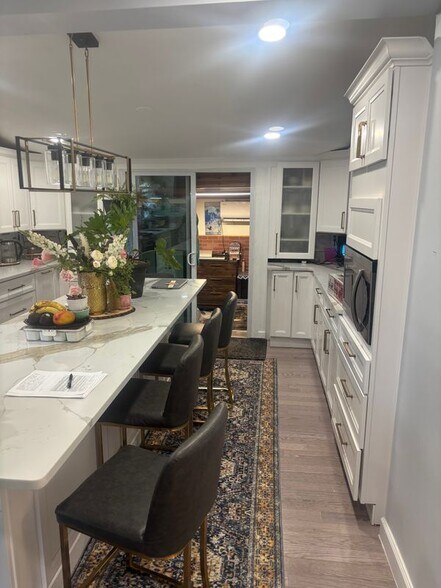 Building Photo - 1 Notch Rd