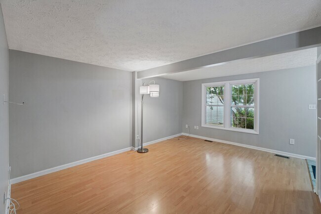 Building Photo - 7935 Tyson Oaks Cir