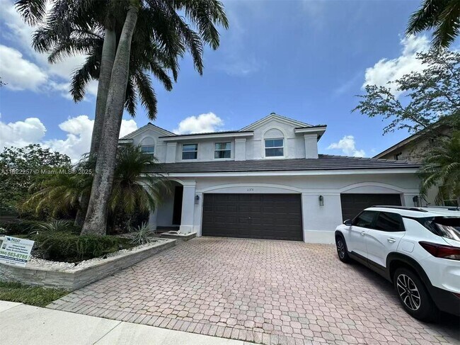 Building Photo - 1175 Peregrine Way