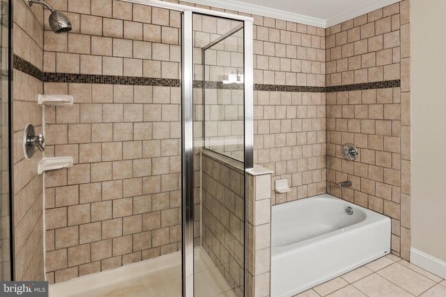 Building Photo - 2201 Alvin Ave