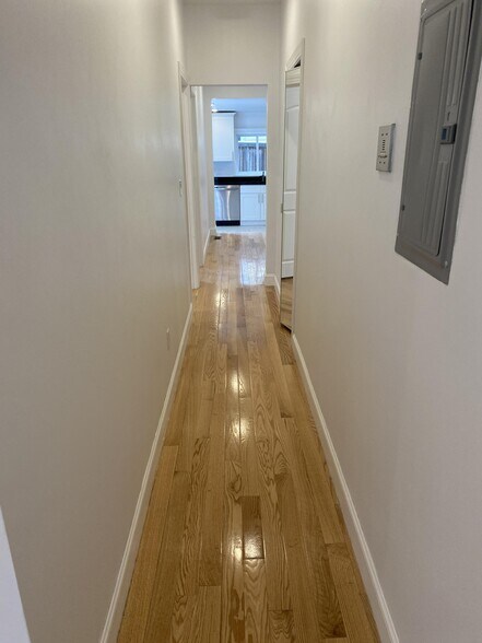 Building Photo - 145 Prospect St