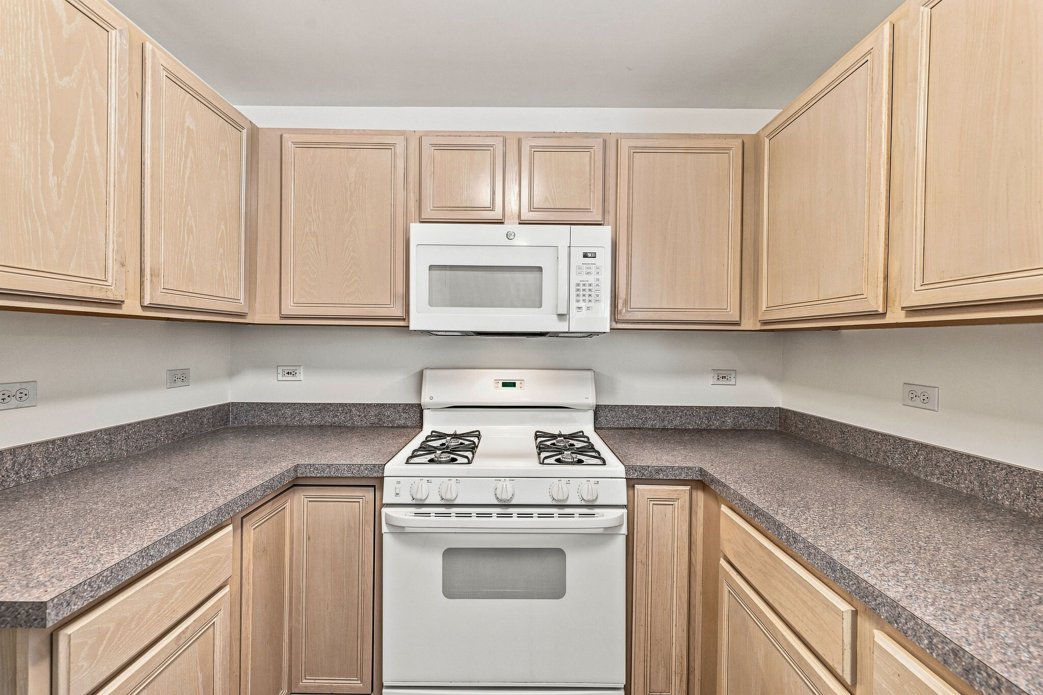 Building Photo - 700 Mill Cir
