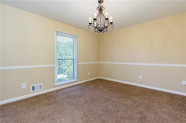 Building Photo - 2890 Carrollton Ct