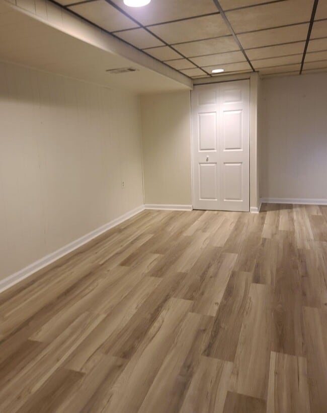 Building Photo - 4443 Scotia Rd