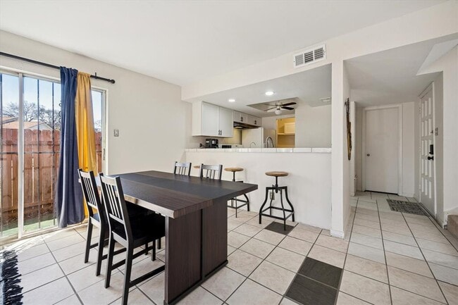 Building Photo - 4814 Misty Slope Ln