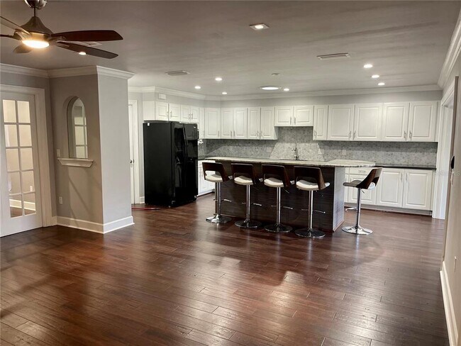 Building Photo - 4848 Hawkshead Park