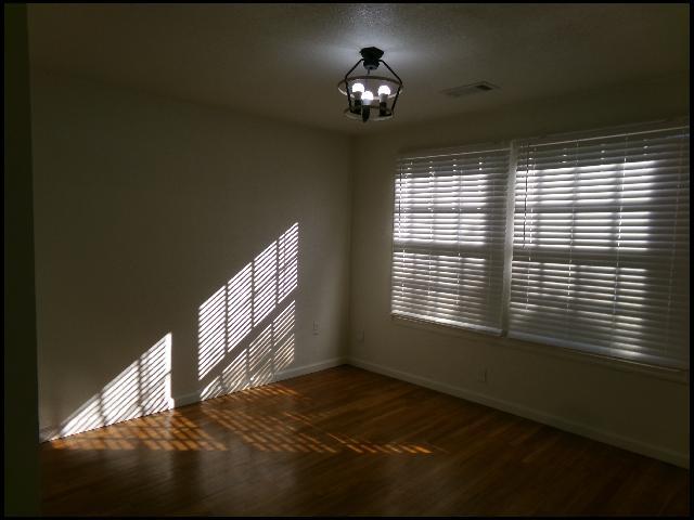 Building Photo - 2324 S Louisiana St