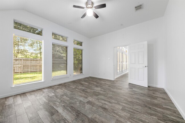 Building Photo - 18418 Sailfish Cove Dr