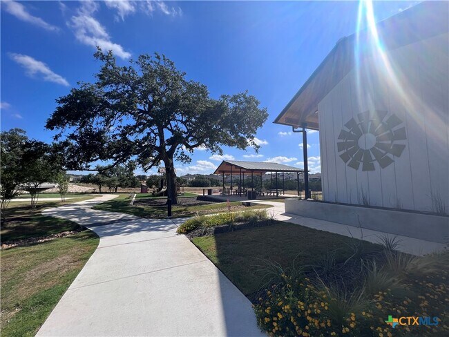 Building Photo - 1224 Loma Rnch