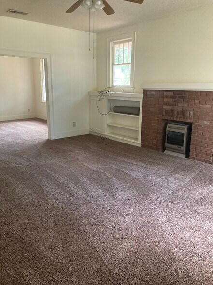 Building Photo - 1715 Locust St