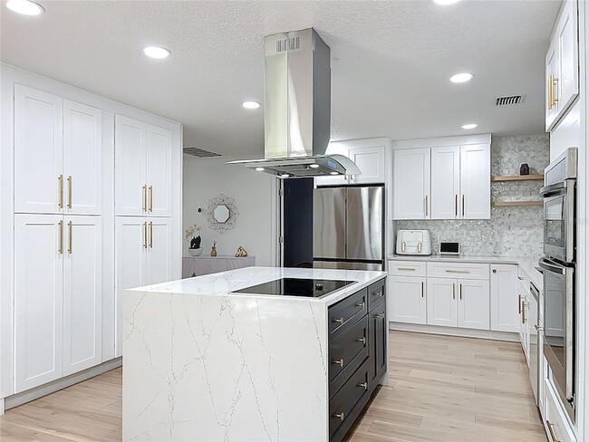 Building Photo - 4611 Cranston Pl