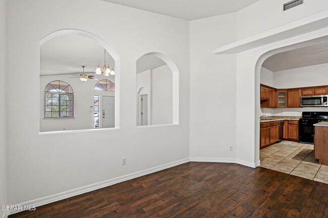 Building Photo - 3141 Fury Point Pl