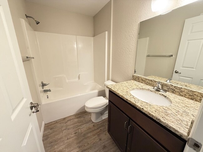 Building Photo - Awesome 3 BD/2BA Home in Beautiful Ocala!!!