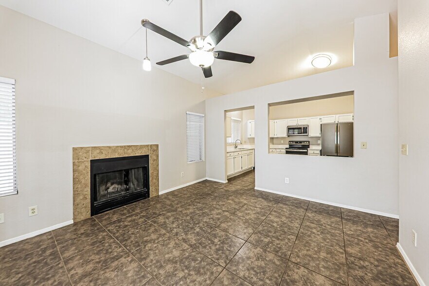 Building Photo - 7317 W Greer Ave
