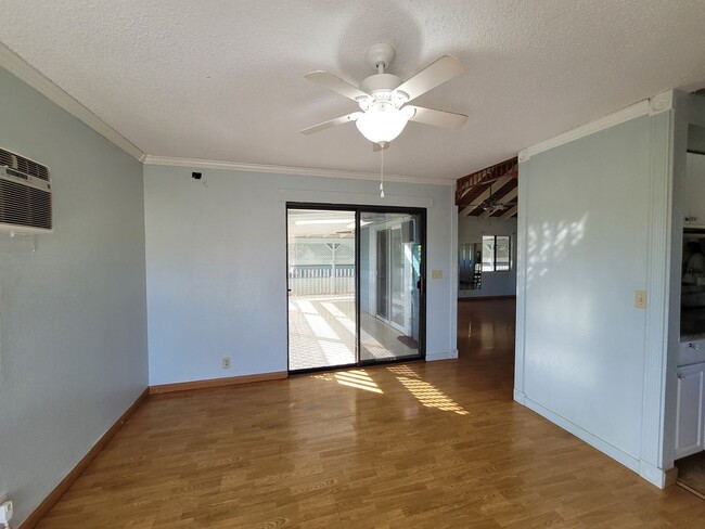 Building Photo - 86 Waipahe St