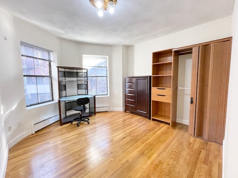 Building Photo - 296 Columbus Ave