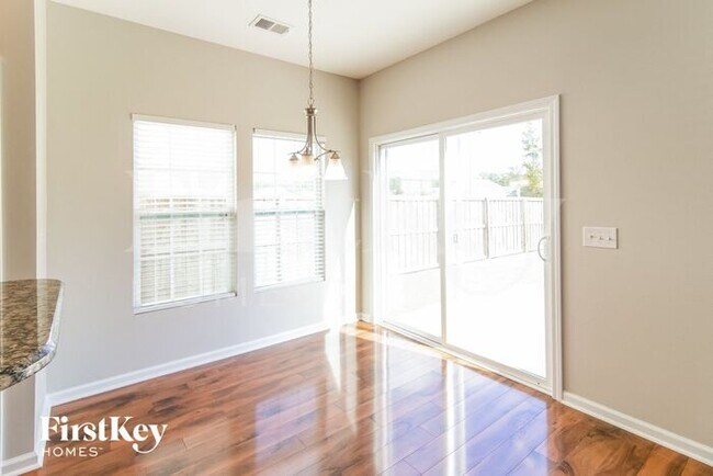 Building Photo - 406 Mountain Laurel Cir