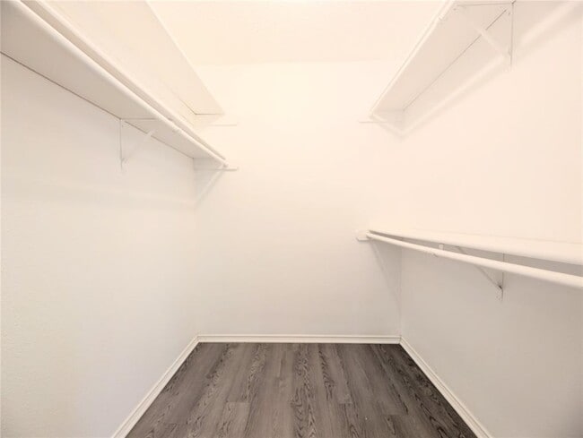 Building Photo - 2018 Redwing Way