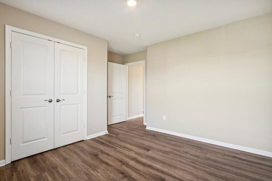 Building Photo - 537 Marsh Aster Dr