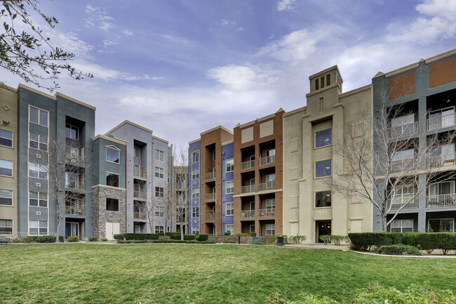 Building Photo - 62 E Serene Ave
