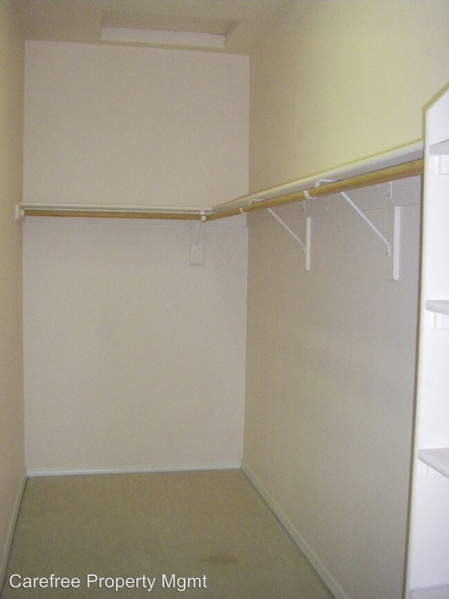 Building Photo - 15760 SW Flagstone Dr