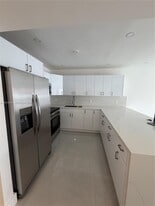 Building Photo - 6070 W 19th Ave