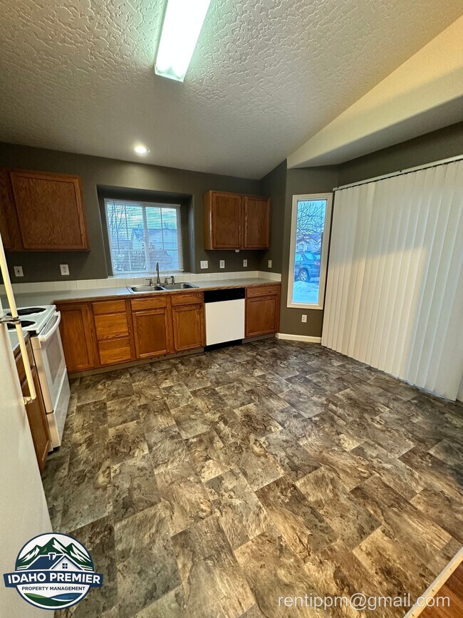 Building Photo - 10977 W Altair St