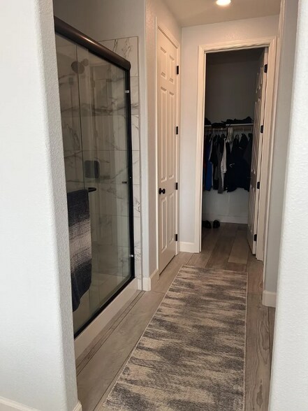 Building Photo - 630 Golden Violet Way