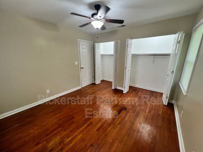 Building Photo - 1113 Steve Mar Dr