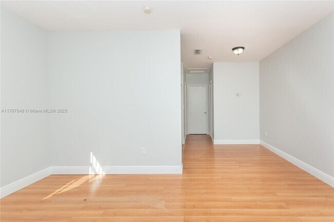Building Photo - 6030 NW 8th Ave