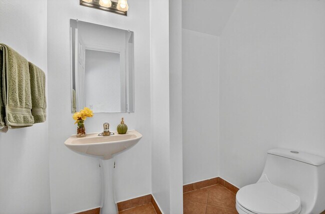Building Photo - 8797 Cobblestone Point Cir