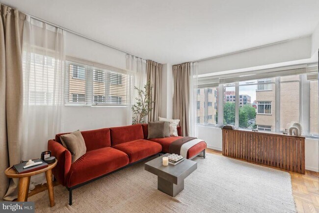 Building Photo - 1711 Massachusetts Ave NW