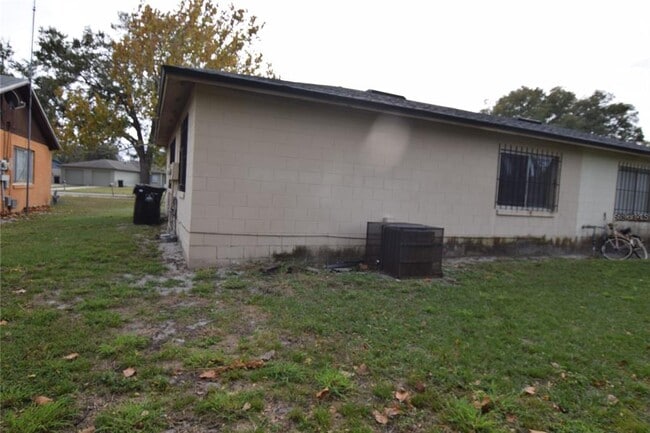 Building Photo - 3213 Split Willow Dr