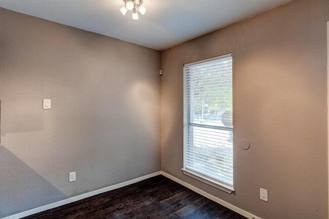 Building Photo - 5404 Atascosa Dr