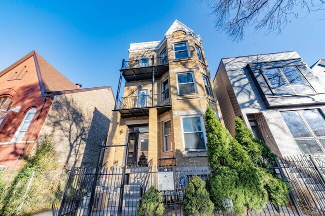 Building Photo - 2 bedroom in Chicago IL 60647