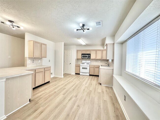Building Photo - 3907 Crystal Pass Ct