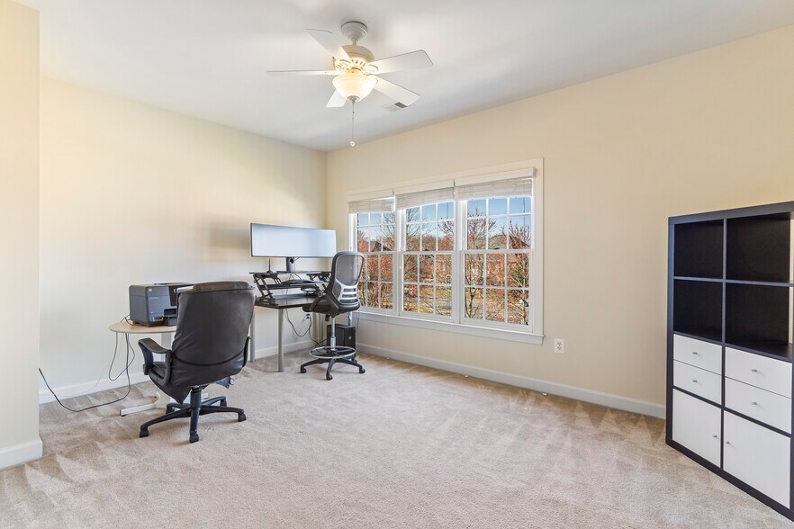 Building Photo - 4522 Mixed Willow Pl